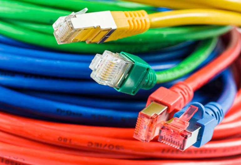 Solutions d'équipement de câble réseau LAN