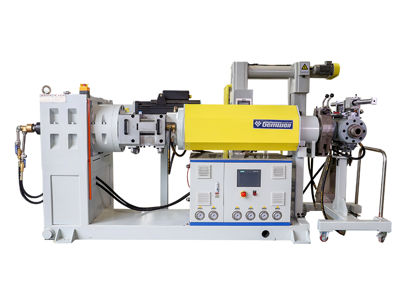 Ligne d'extrusion de gaines en silicone